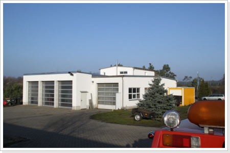 Hofseite Werkstattneubau fertiggestellt 12/2008 Hofseite Werkstattneubau fertiggestellt 12/2008